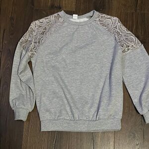 Gray Lace Sleeve Sweatshirt. Girls 10y